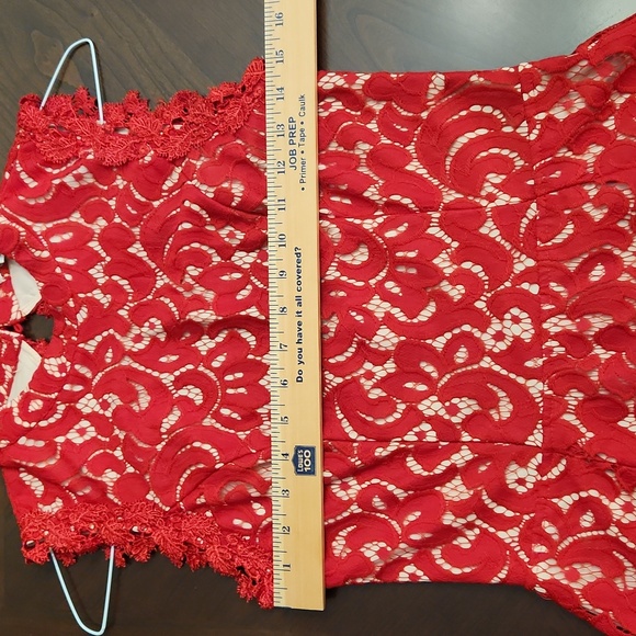 Pretty, red Francesca's lace dress in great condition! - Picture 11 of 13